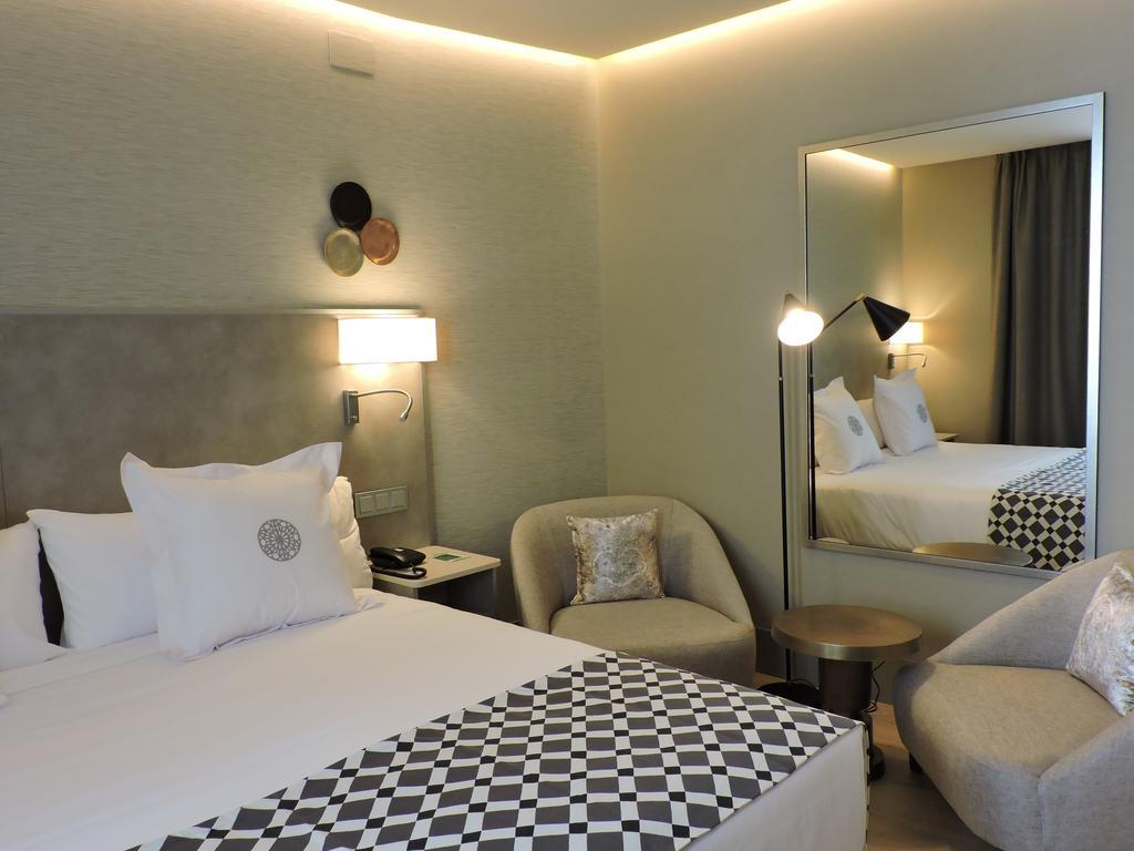 America Hotel Seville