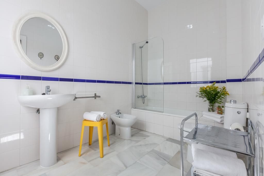 Apartment Plaza Pilatos Seville