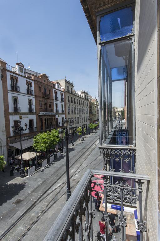 Living By Cathedral * Seville