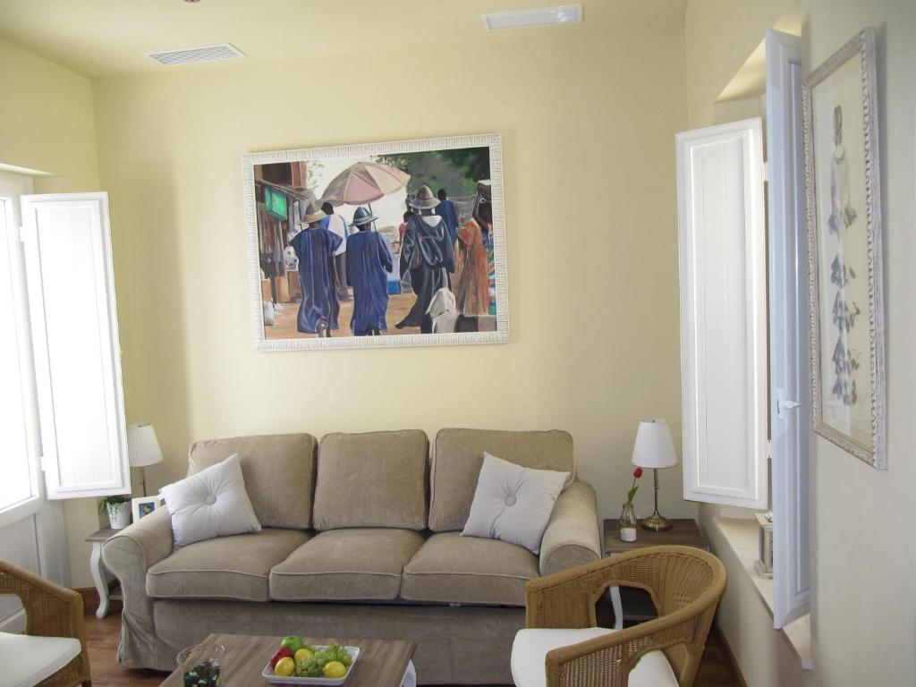Life San Vicente Apartment *