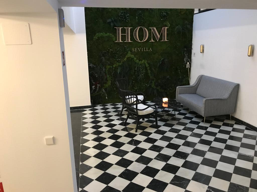 Hom Apartment