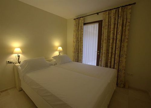 Bright And Beautiful- Vtv- Conde De Torrejon 10 Apartment *