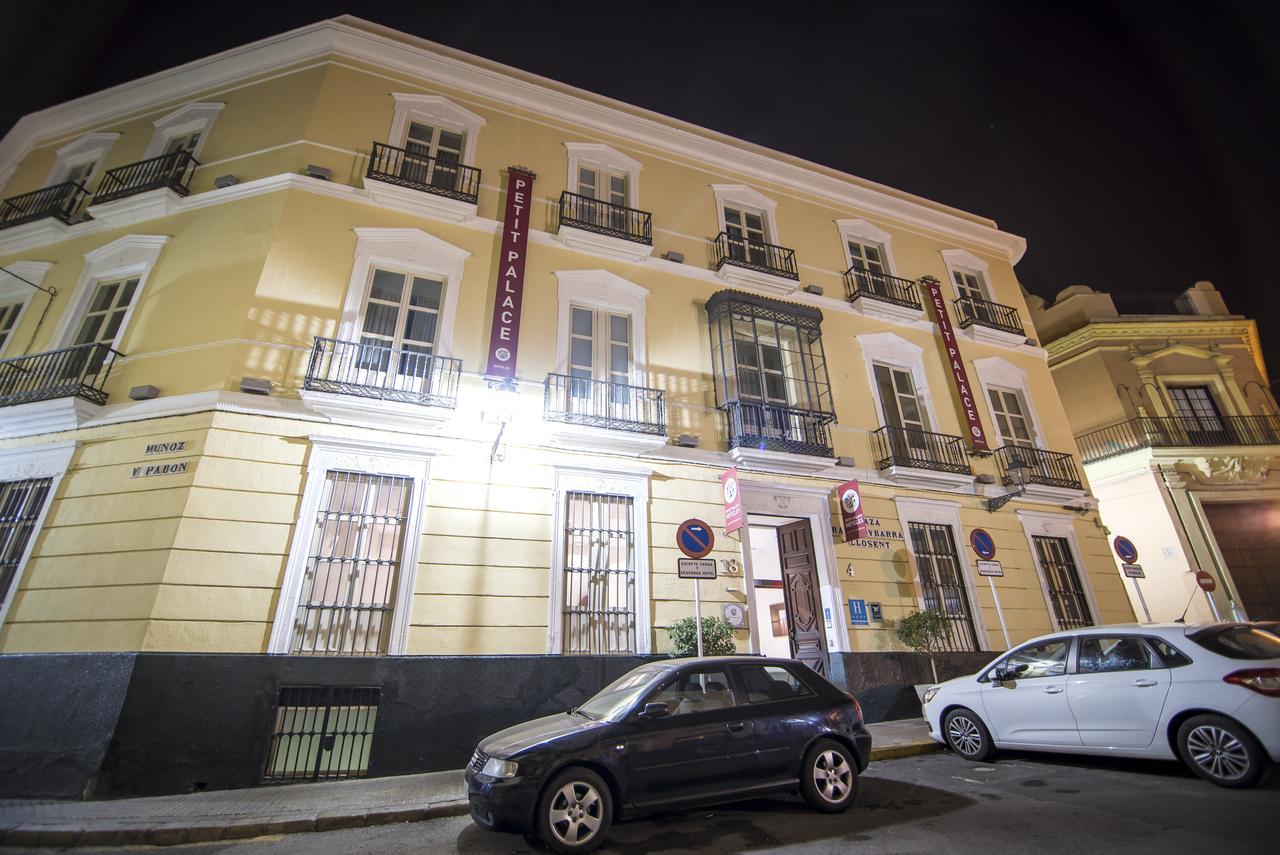Hotel Petit Palace Santa Cruz Seville