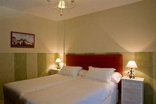 Bright And Beautiful- Vtv- Conde De Torrejon 10 * Seville