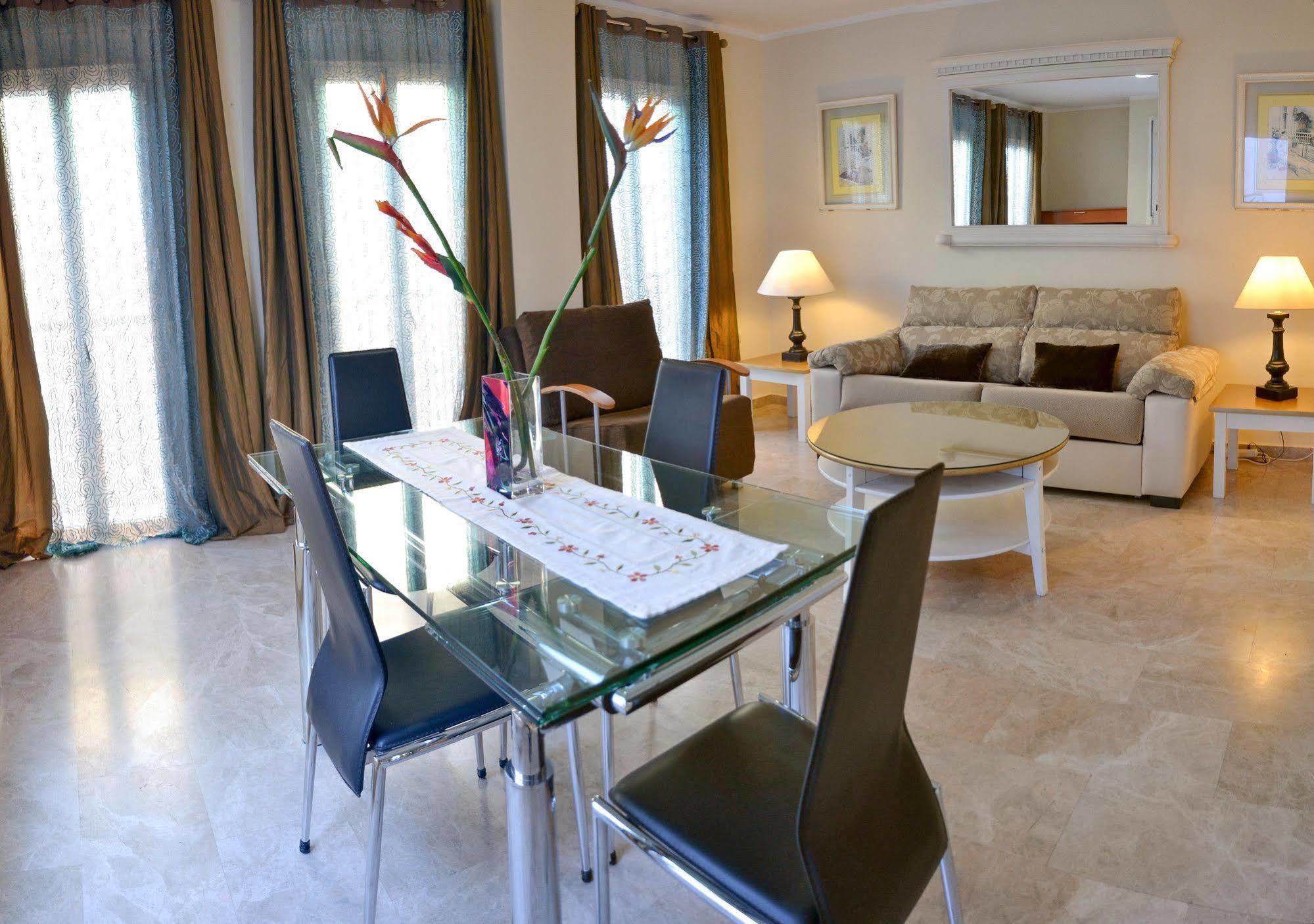 Apartment Apartamentos Sevilla *