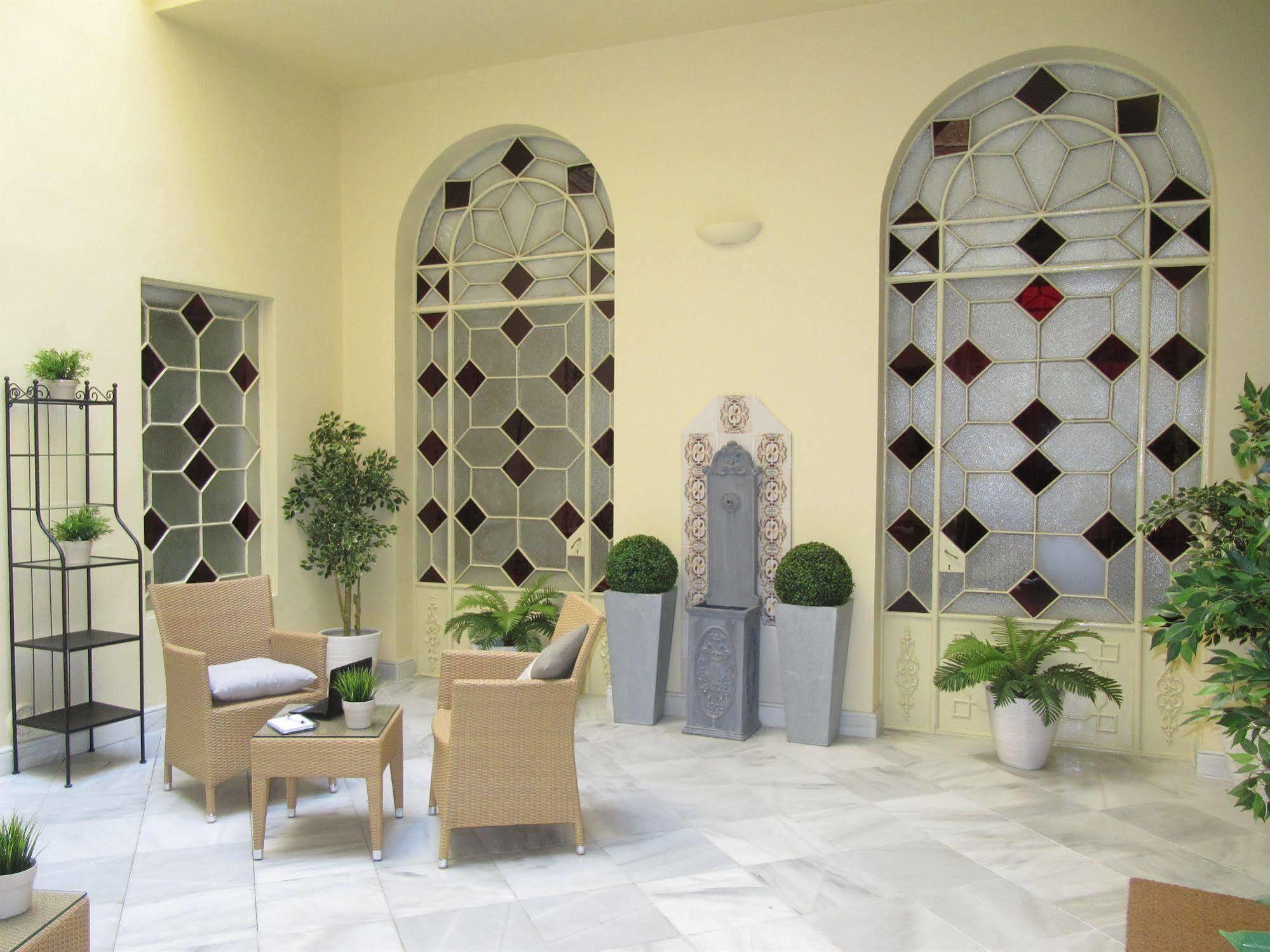 Life San Vicente Apartment *