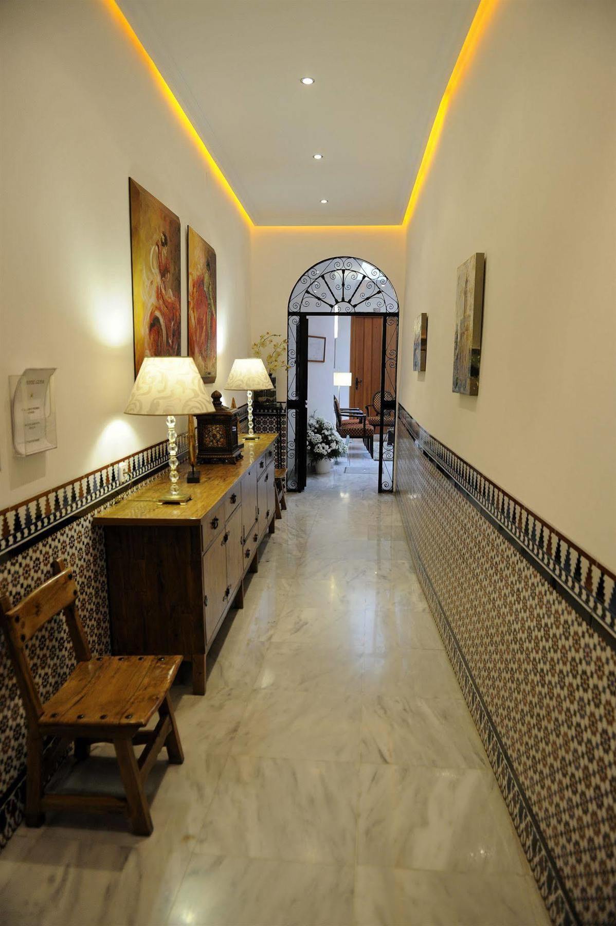 Goya Hotel