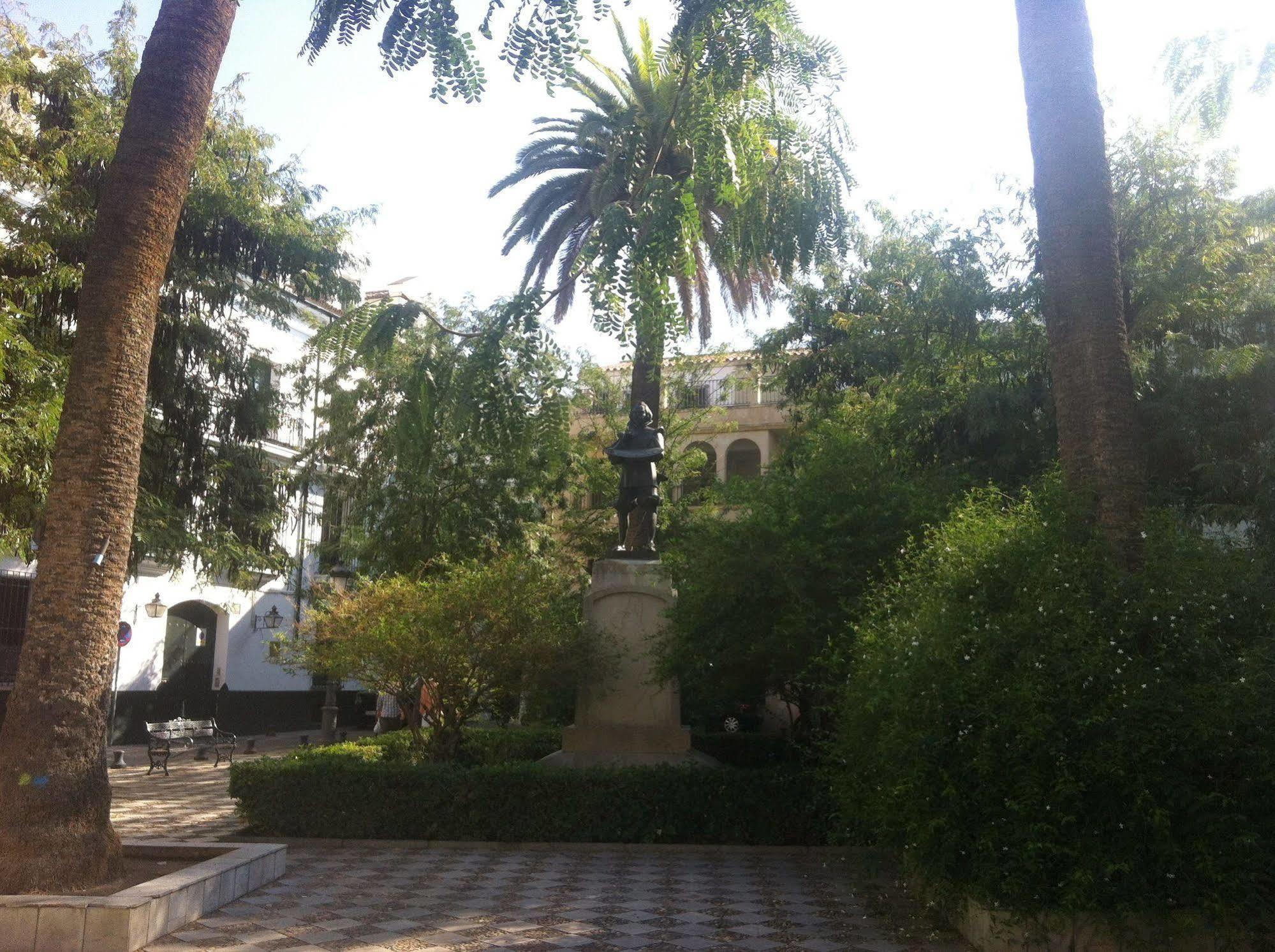 Apartment Plaza Pilatos