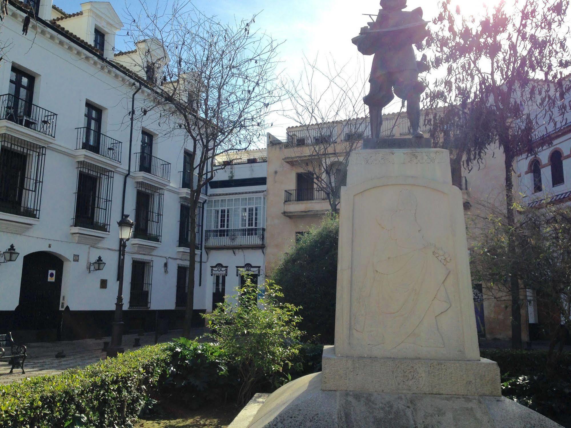 Plaza Pilatos Seville