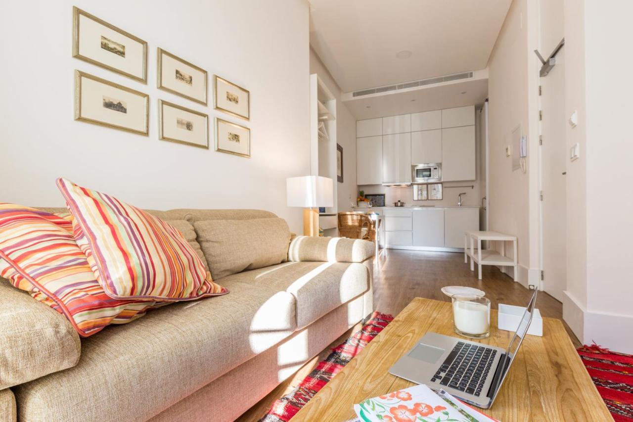 Apartment Center