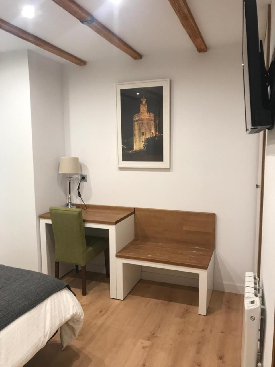 Acetres 5 Boutique