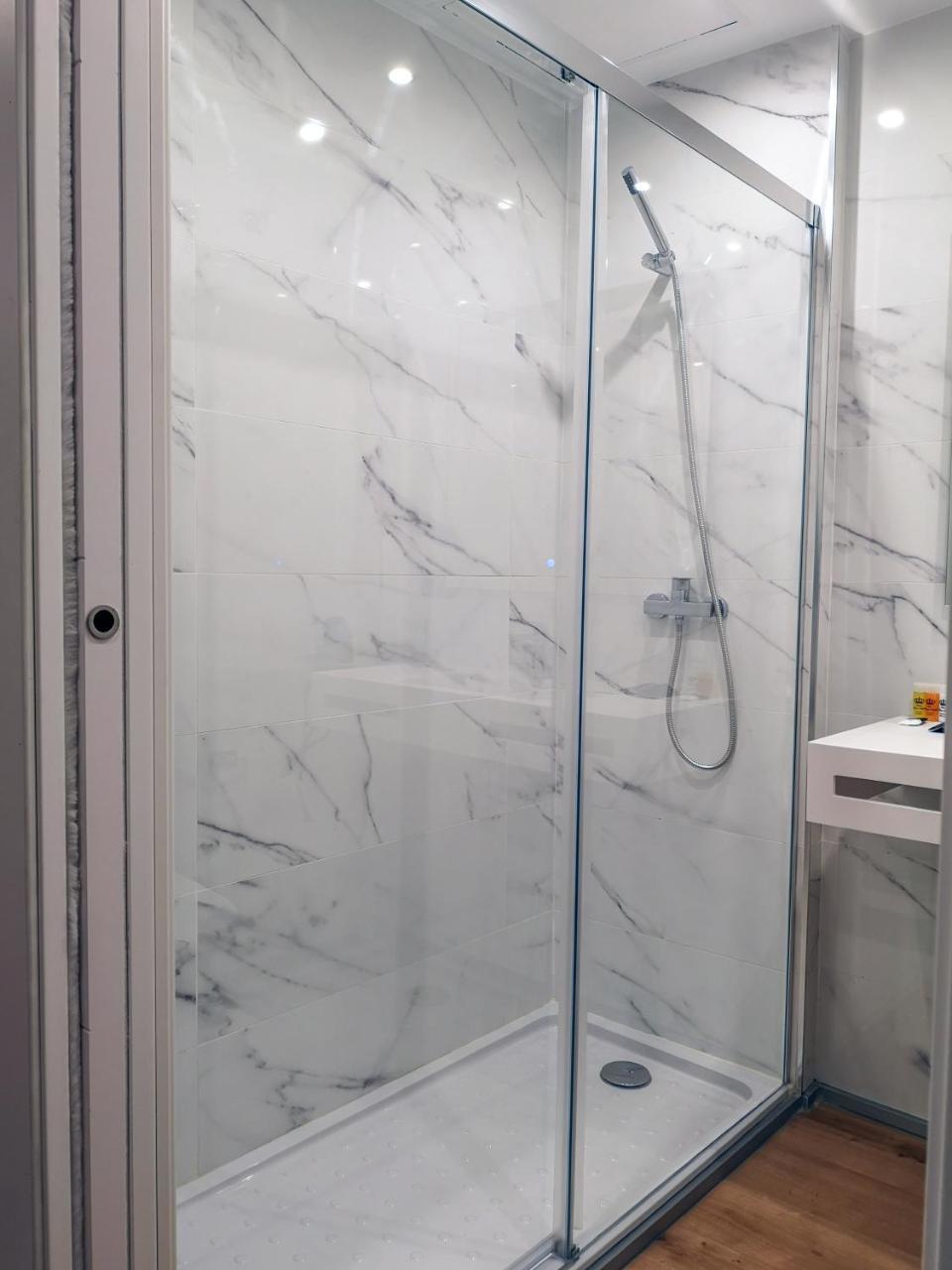 Acetres 5 Boutique Apartamento