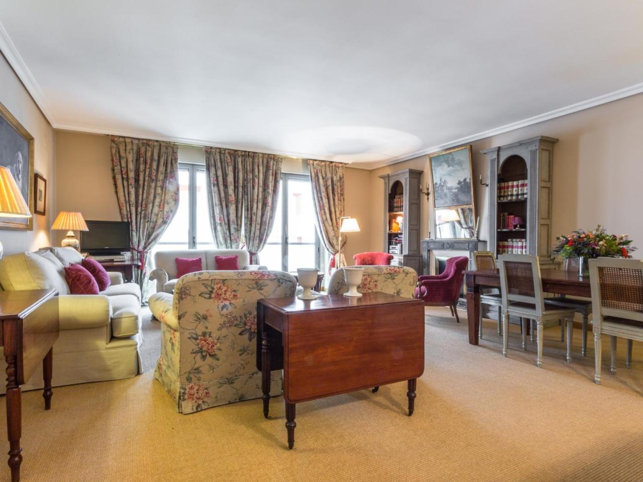 Prado De San Sebastian Apartamento Sevilla