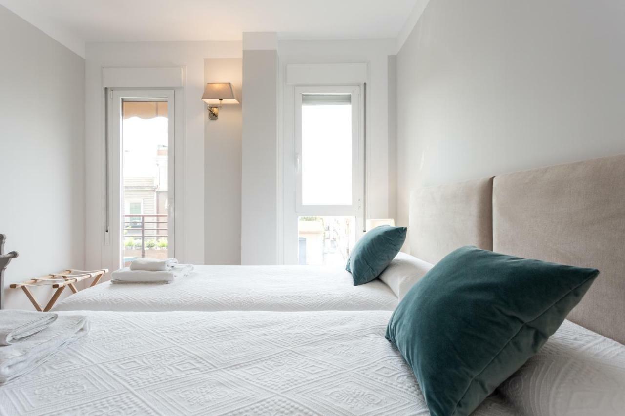 Rg Florida Muralla Alcazar Apartment