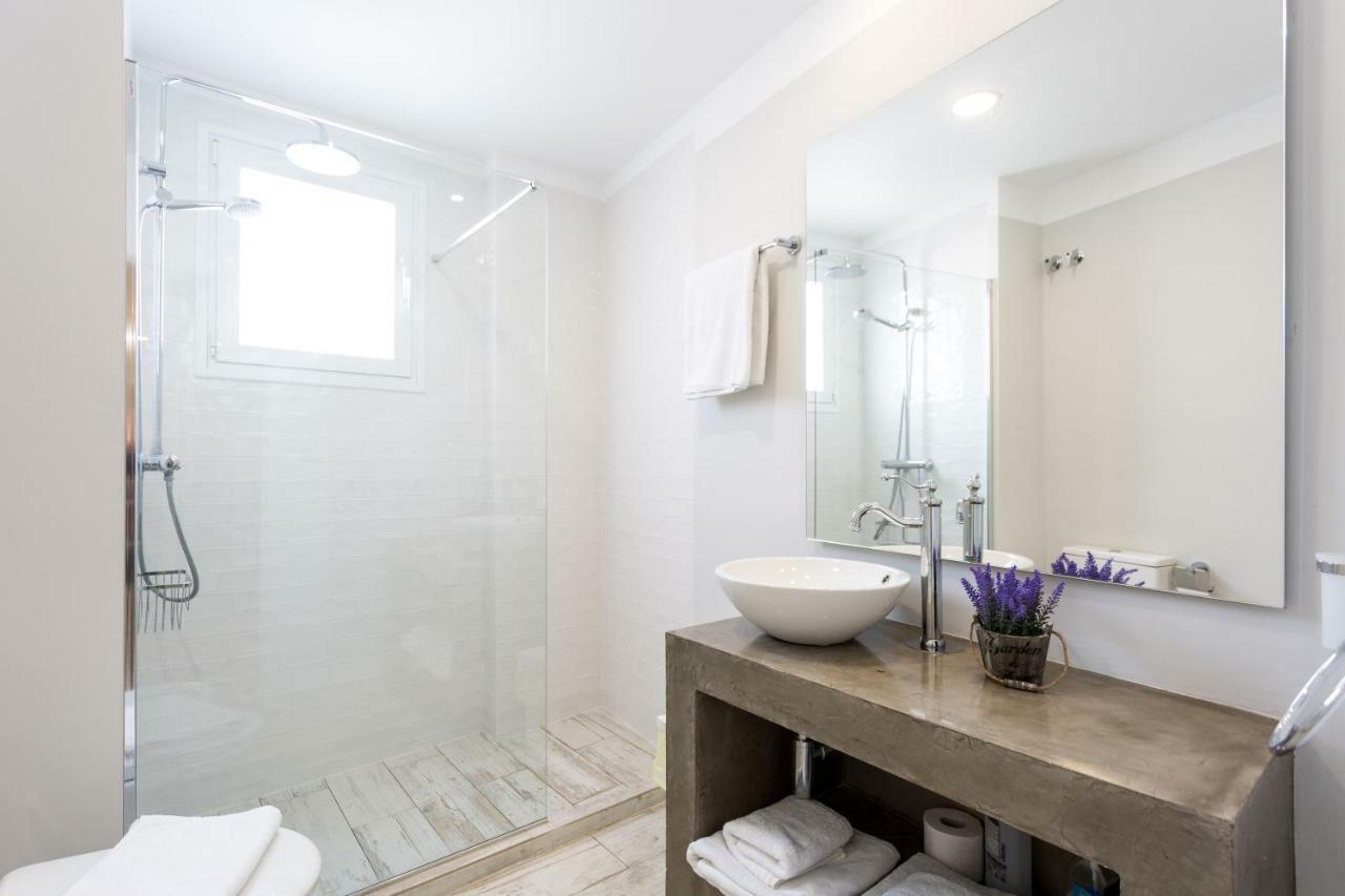Rg Florida Muralla Alcazar Apartment