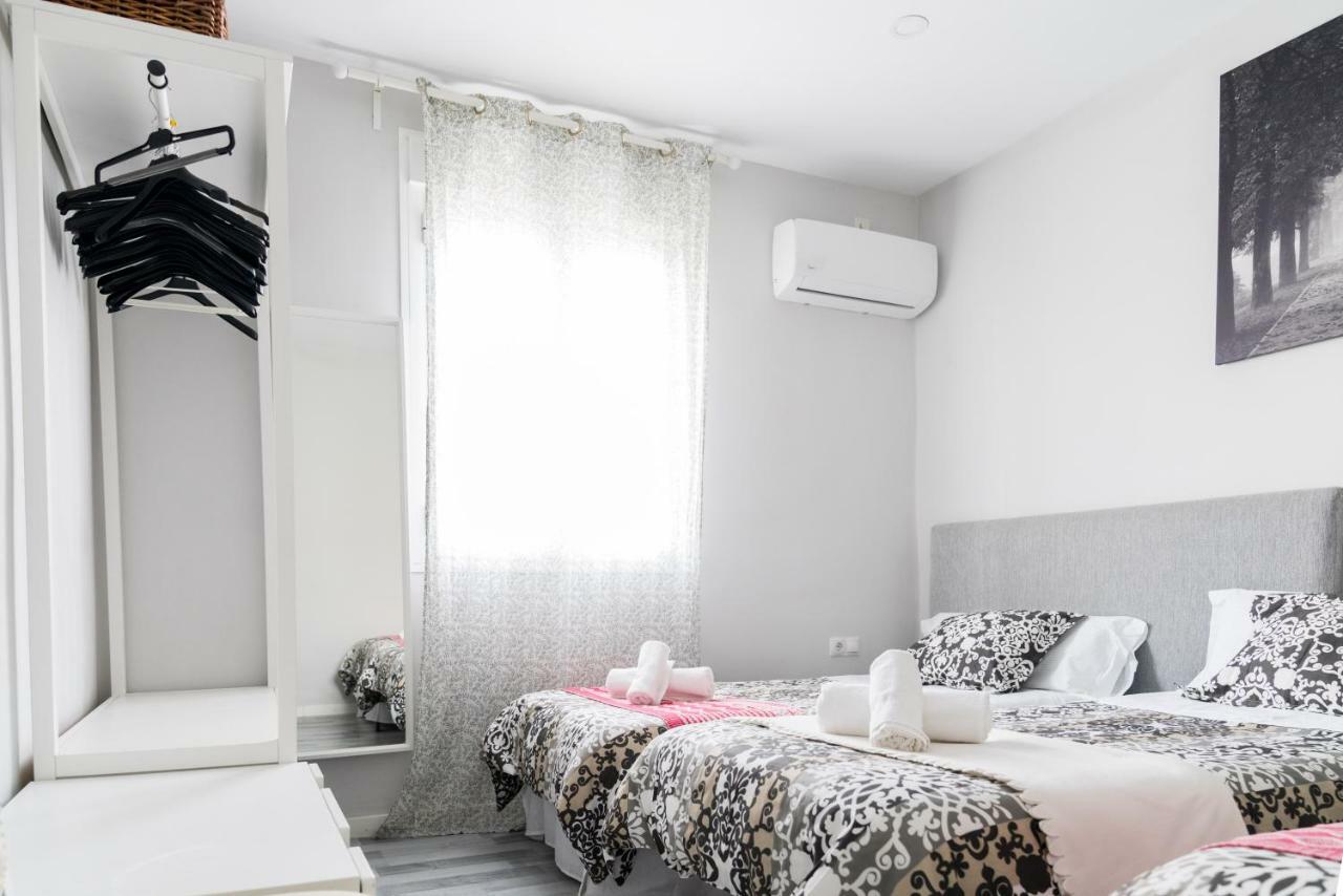 Apartment Spectacularly Updated For Large Groups! *