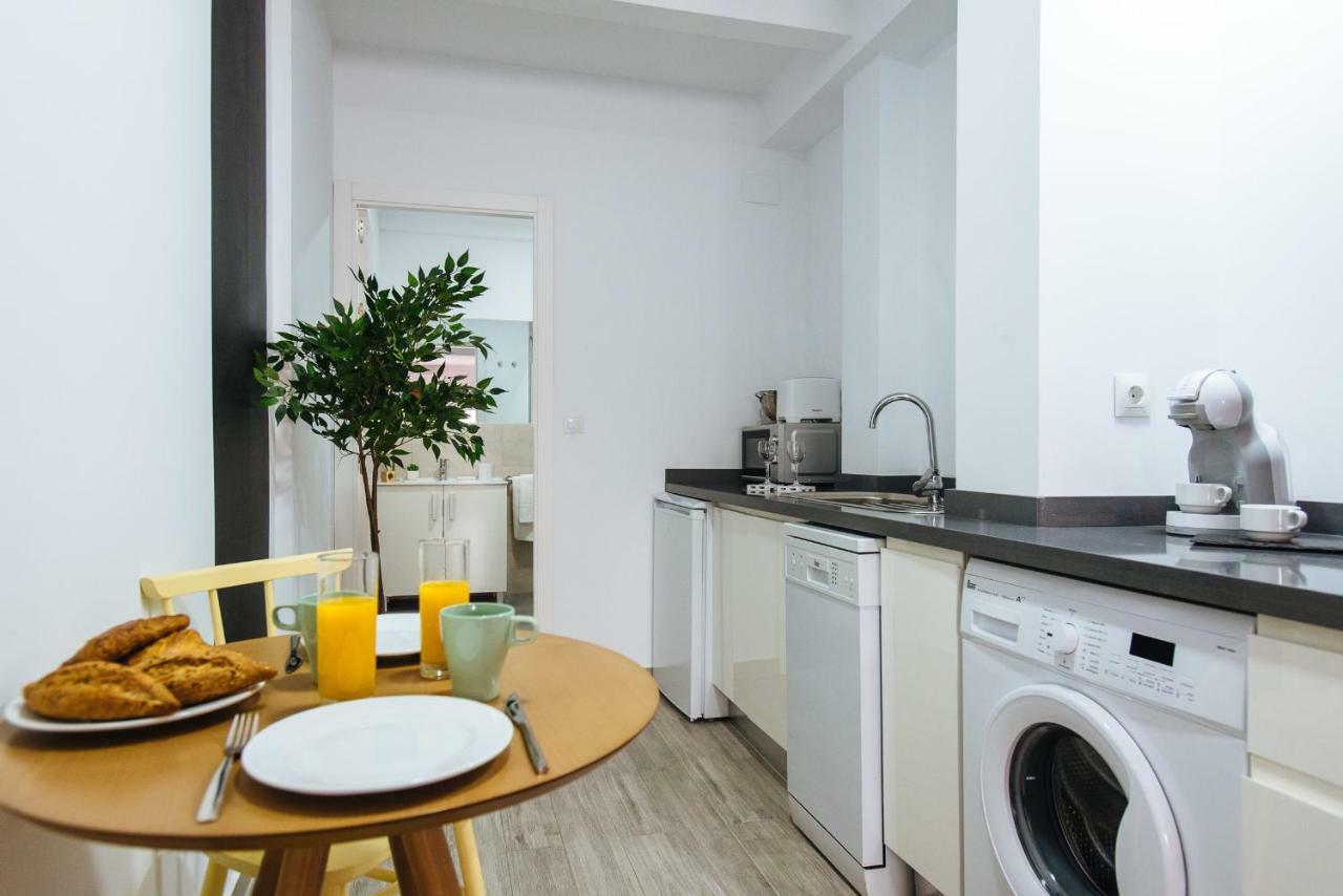 Apartment Hostly O'donnell 1b Center-fibre-parking Op-cless *