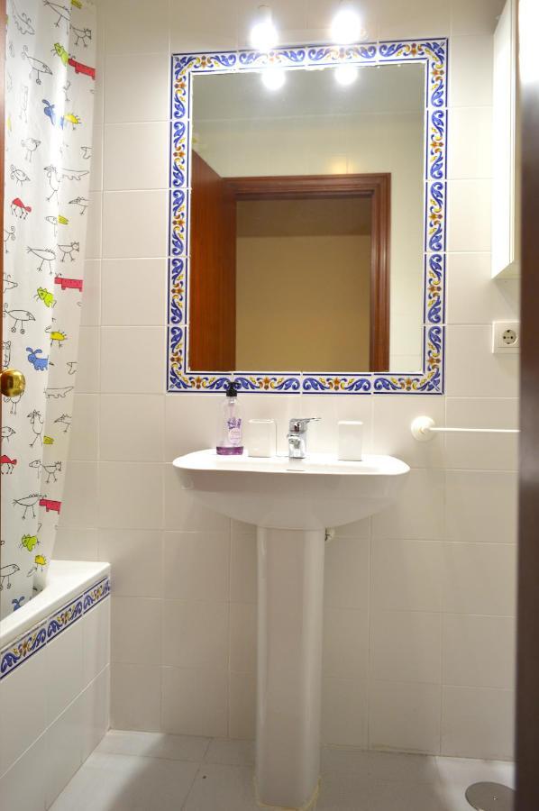 Junto A Fibes, Amplio, Luminoso, Con Piscina Y Parking * Seville