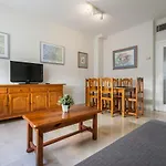 Apartamento Cerca Del Alcazar Con Garaje Privado