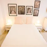 RentalSevilla Elegante y luminoso apartamento en Triana