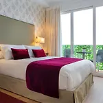 Genteel Home Banos
