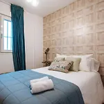Feijoo Suite Apartment