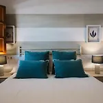 Encarnacion Suite Apartment
