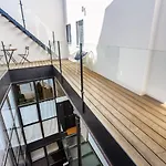 Precioso Atico De Diseno, Gran Terraza De 35 M2 Y De 16 M2 Y Garaje En Pleno Centro