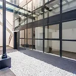 Precioso Atico De Diseno, Gran Terraza De 35 M2 Y De 16 M2 Y Garaje En Pleno Centro