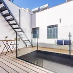 Precioso Atico De Diseno, Gran Terraza De 35 M2 Y De 16 M2 Y Garaje En Pleno Centro