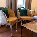 Apartamento 3 Dormitorios En Calle San Vicente.