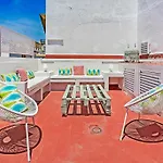 Fam Sevillian Townhouse