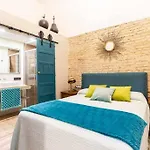 Monkeys Apartments Betis Chill Out