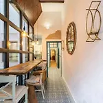 Monkeys Apartments Betis Chill Out