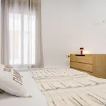 Pop Art, 2Bd Ground Central Apartment