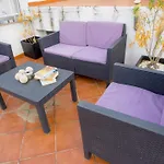 Rentalsevilla Luminoso Apartamento Con Terraza En La Maestranza