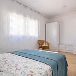 Apartamento Isbilya