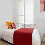 Monkeys Apartments 7Revueltas Deluxe
