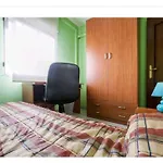 PISO CON BUENA RED WI-FI fibra óptica