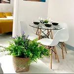 My Home In Triana, Luminoso Y Acogedor Apartamento