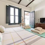 Champion Duplex Terrace And Garage Old Town 6 Pax