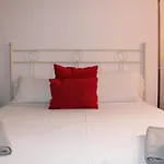 Apartments Olé - Albareda 24