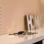 Apartamento 3 En Estadio Del Sevilla, 8 Plazas Y M