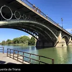 Apartamento Duplex En El Centro De Triana Sevilla
