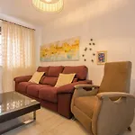 Apartamento Mundo Mencia - 3 Dormitorios En Triana