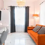 Downtown Duplex With Jacuzzi & Private Terrace