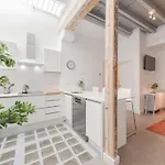 Centrico, Acogedor Y Amplio Piso En Sevilla