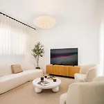 Stylish Designer Duplex-3Beds 2Baths-Puerta Carmona Centro
