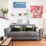Sweet Home In Downtow In Seville