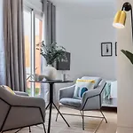 Suites Maestranza Santas Patronas - Penthouse With Jacuzzi And Parking
